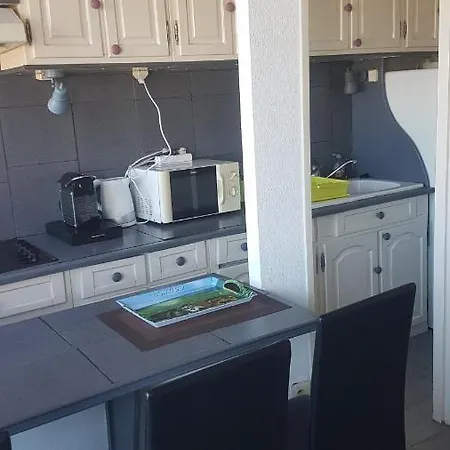 Studio 3 Personnes Jolie Vue Proche Gare 11 Ave Paul Arene